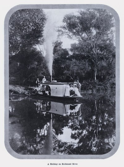 A Holiday on Richmond River (b/w photo) 作者 澳大利亚摄影师