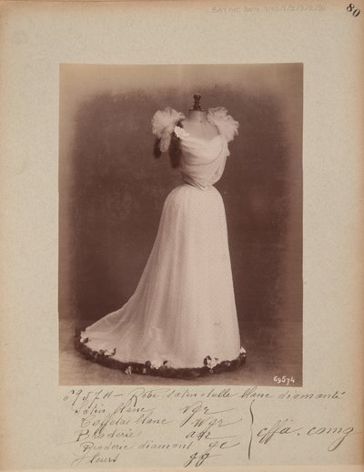 Album Page: House of Worth, Ball Gown 作者 法国摄影师