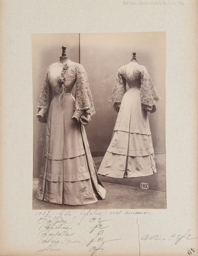 Album Page: House of Worth, Costume 作者 法国摄影师