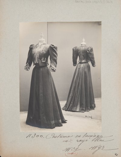 Album Page: House of Worth, Costume 作者 法国摄影师
