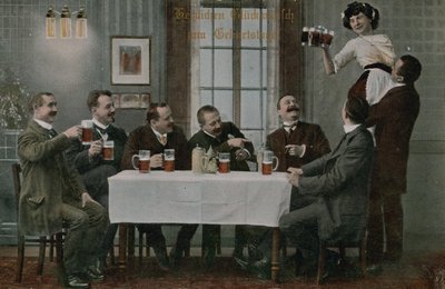 1913 年寄出的德国人喝啤酒并与女服务员玩乐的明信片（手绘照片） 作者 德国摄影师