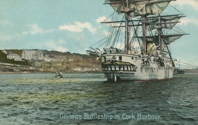 German battleship in Cork Harbour, Ireland (photo) 作者 爱尔兰摄影师