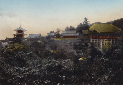 日本，约 1912 年：清水寺因其悬崖边缘的悬空舞台和京都市的五景而闻名（照片） 作者 摄影师 日本人