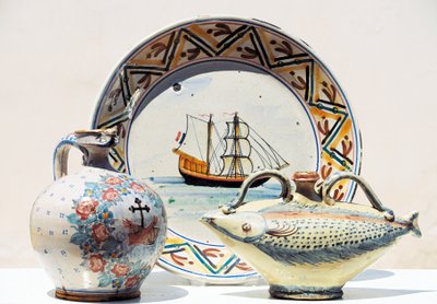 在意大利坎帕尼亚Vietri sul Mare的Vietrisi陶瓷博物馆展出的文物。 作者 布莱斯·尼古拉斯·勒苏尔