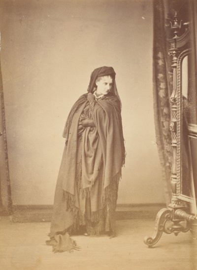 Sèriè à la Ristori, 1860年代。 作者 皮埃尔·路易斯·皮尔森