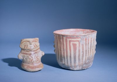 来自土耳其Hacilar的船只，公元前55.55英尺（彩绘陶器） 作者 史前