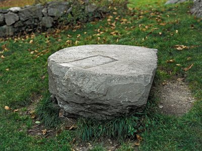卡蒙尼文明，史前：祭坛。 介于新石器时代和青铜时代之间。 Capo di Ponte, Naquane Rock Carvings National Park, Valcamonica, Val Camonica, 意大利 作者 史前史前