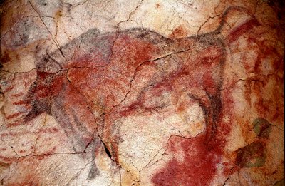 史前史：“休息的野牛”上旧石器时代（马格达伦）（16500 至 14000 年前）石器时代野牛洞，阿尔塔米拉，桑坦德，西班牙 作者 史前史前
