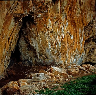 史前史：Mondello（宾夕法尼亚州）附近的洞穴“grotta dell