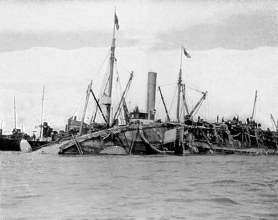 HMS角斗士的崛起，1908年。 作者 亚历山德拉女王