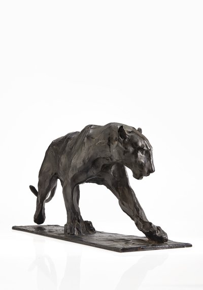 豹行走，后腿抬高，c.1904（涂青铜） 作者 伦勃朗·布加迪
