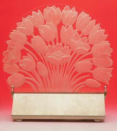 &39;Tulipes&39;，一种透明的磨砂灯具，采用&39;半透明&39;形式（玻璃） 作者 勒内·朱尔斯·拉利克