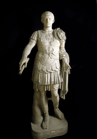 Caius Caesar Germanicus，罗马皇帝（大理石） 作者 小说
