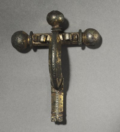 Fi腓骨，c.350-400（青铜，镀金青铜，银和尼尔洛） 作者 小说