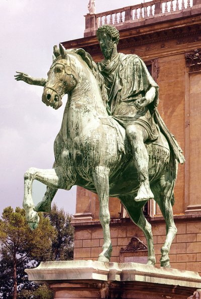 Marco Auréle（121 - 180）在罗马坎皮多利奥广场的骑马雕像。 作者 小说