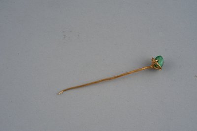 发夹（金和祖母绿） 作者 小说