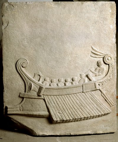 Roman Art: Roman trireme - Fragment of marble frieze from Pozzuoli (Pozzuoli) 作者 小说