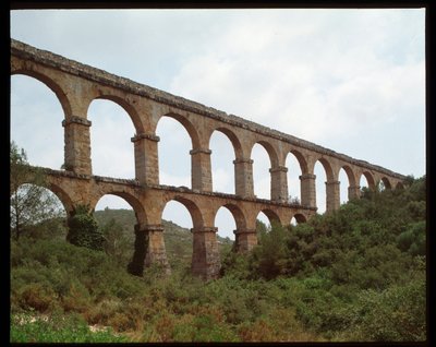 罗马艺术：1 世纪西班牙塔拉戈纳渡槽（费雷尔渡槽或 Pont du Diable）景观（罗马艺术：罗马渡槽 Pont de les Ferreres（Pont del Diable）塔拉戈纳，西班牙） 作者 小说