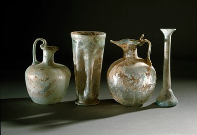 Roman art: jugs, jugs and glass vases from Pompei. 1st century Museo Archeologico Nazionale, Naples 作者 小说