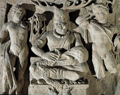 罗马艺术：源于凯尔特人的高卢神Cernunnos（或Kernunnos）代表着阿波罗和墨丘利之间。来自兰斯。公元1世纪。罗马，罗马公民博物馆 作者 小说