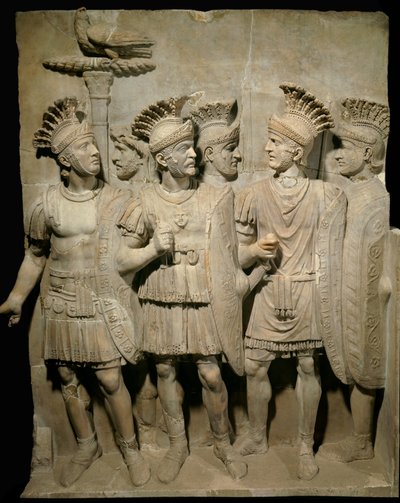 罗马艺术：代表比勒陀利亚卫队、军团士兵和精锐士兵的大理石浮雕，Dim。 1,62x1,26 m - 巴黎，卢浮宫博物馆 - 禁卫军，军团士兵和精英士兵 - 大理石浮雕 作者 罗马罗马