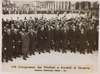 “第八届残废和荣军大会 - 罗马，1933 年 1 月 - 11”（黑白照片） 作者 罗莫洛·德尔·帕帕