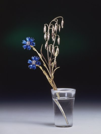 矢车菊和玉米穗，费伯奇工作室，19世纪80年代 作者 Russian School