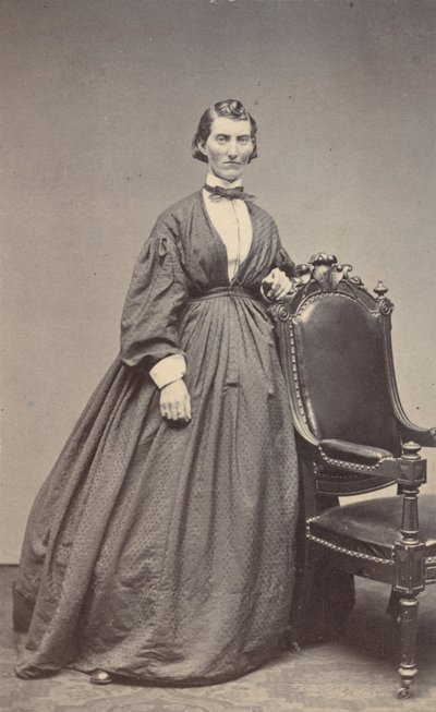 弗朗西斯-克莱顿（Frances Clayton），约 1865 年（照片1865 年（照片） 作者 塞缪尔·马苏里（Samuel Masury）
