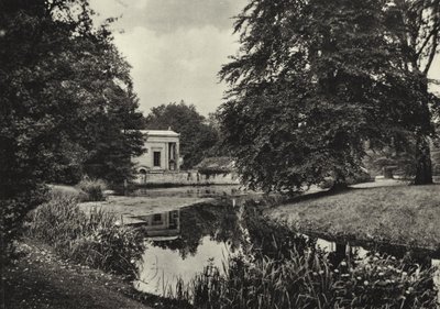 Charlottenhof bei Potsdam; 波茨坦附近的Charlottenhof（黑白照片）。 作者 萨沙·斯通（Sasha Stone）