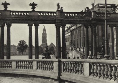 Potsdam, Stadtschloss, Kolonnaden an der Havel; Town Palace, Colonnades on the Havel (b/w photo) 作者 萨沙·斯通（Sasha Stone）
