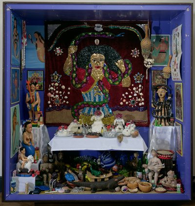 祭坛：马米-瓦塔，贝宁共和国（照片） 作者 非洲学校