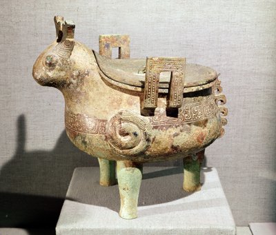 祭祀用的 "希丁 "动物像，来自安徽舒城，周代，公元前7-6世纪（青铜器 作者 学校中文