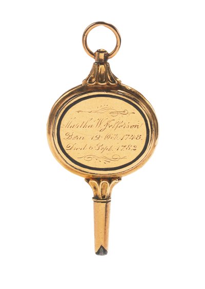 Memento mori雕刻表键，带有玛莎·韦尔斯·杰斐逊（Martha Wayles Jefferson）的发夹，法语或英语，18世纪末至19世纪初（金）（另请参见711002） 作者 欧洲学校