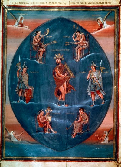 大卫在弹奏竖琴，周围有四名乐师、两名卫兵和四名万能的美德。秃头查尔斯的第一本圣经，也被称为维维安的圣经"（第215页）中的微型画。匿名，法国，图尔（圣马丁）。BN，巴黎 作者 法语学校