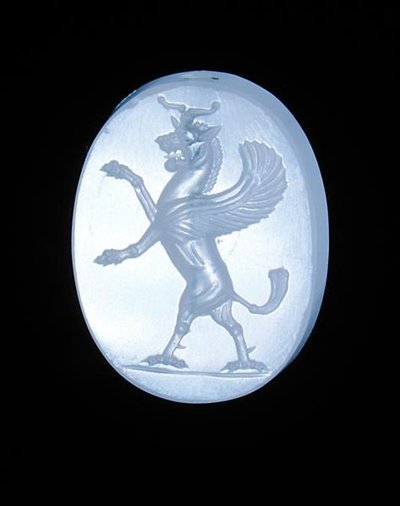 来自克里米亚Nymphaeum的V号墓的石斑，约公元前4-5世纪（玉髓）。 作者 希腊语学校