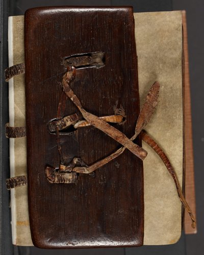 MS CCC 282 Corpus 爱尔兰弥撒书装订，c.1120-30（橡木、皮革和牛皮纸） 作者 爱尔兰学校