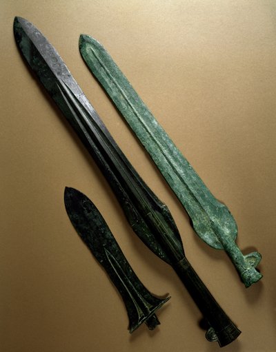 青铜矛尖，弥生时期（公元前300年）。 作者 日本学校