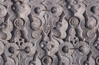 一堵墙的细节，由萨阿德人于 1565 年建造（灰泥） 作者 摩洛哥学校