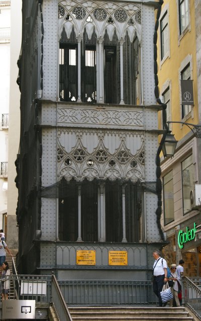 Santa Justa Lift, Lisbon, Portugal (photo) 作者 葡萄牙语学校