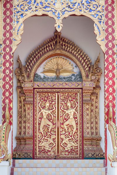寺庙大门，Wat Phrathat Doi Suthep 作者 泰语学校