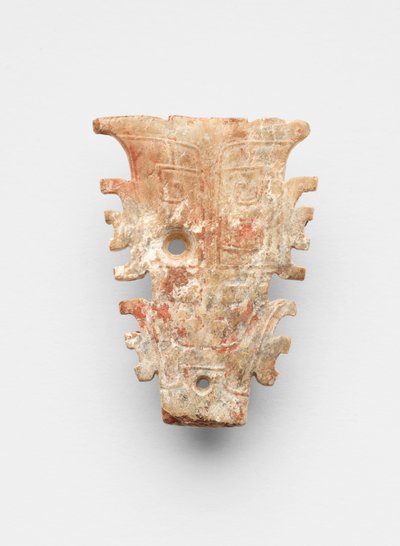 面具形式的吊坠，约公元前1300年至1050年 作者 商代中文学校