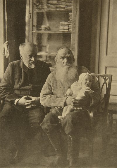 俄罗斯作家列夫·托尔斯泰（Leo Tolstoy）及其女son和孙女，俄罗斯，c1905-c1906 作者 索菲亚·安德列夫纳（Sophia Andreevna Tolstaya）