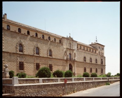 文艺复兴时期的艺术：Tavera 医院（Tavera Hospital）的景色 16 世纪西班牙托莱多（Hospital de Tavera 的景色） 作者 西班牙语学校