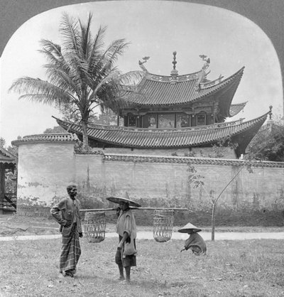 风景如画的中国香屋，缅甸巴莫，1908年 作者 立体声旅行社