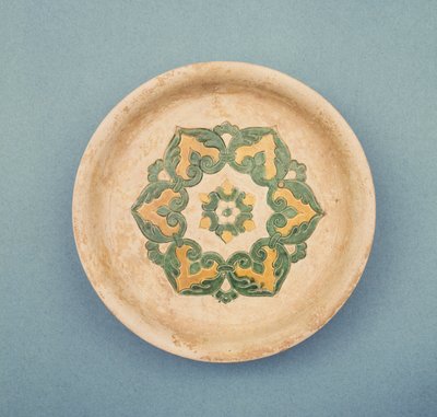 中国菜，用切边线防止颜色运行，唐朝，618-906（陶器） 作者 唐代中文学校