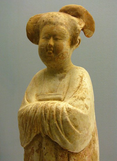 彩绘陶器和多雷，女俑，唐代（618-907），上海国家博物馆。摄影，Leonard de Selva，中国，2006。 作者 唐代中文学校
