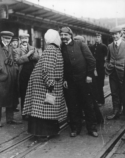 1910年，Bleriot先生和前夫曾飞过海峡 作者 托马斯E.