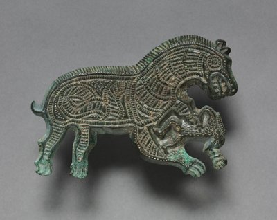 狼攻击人，公元前400-300年（青铜器 作者 色雷斯人色雷斯人