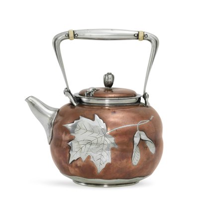 茶壶，约1880年（银和铜） 作者 蒂芙尼公司