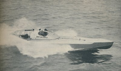 1936年世界上最快的单引擎船英国小姐III，1936年 作者 不明